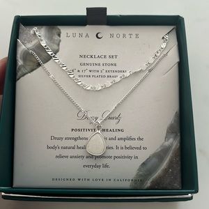 Luna & Norte Necklace set